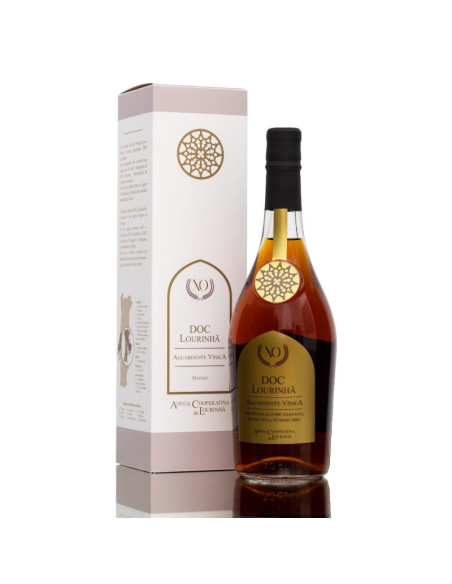 AGUARDENTE DA LOURINHA XO DOC MATRIZ 700 ML |  | Garrafeira Genuína - Genuinamente apaixonados pelo Vinho
